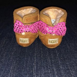 UGG Kids Classic Boot with Bow strap